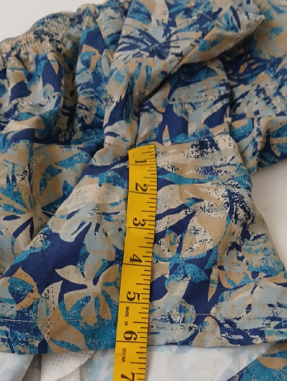 Columbia Blue & Sand Tropical Print Shorts Size M6L Short Court New $18 - Picture 13 of 13